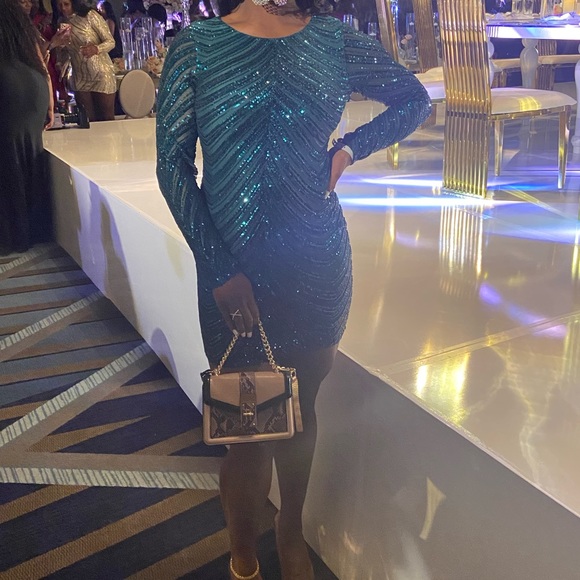 Emerald green sequin party dress - Picture 3 of 4